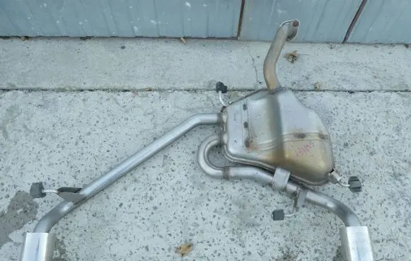 Suzuki Swift III Rear muffler/silencer tail pipe 