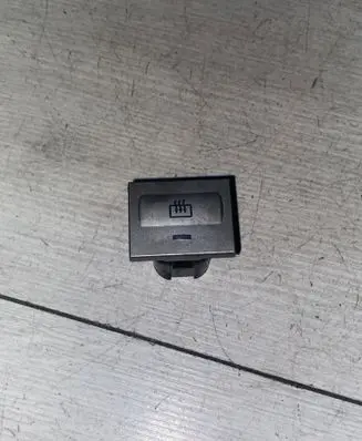 Ford Focus C-MAX Windscreen/window heater switch 1BC621AD 3M5T