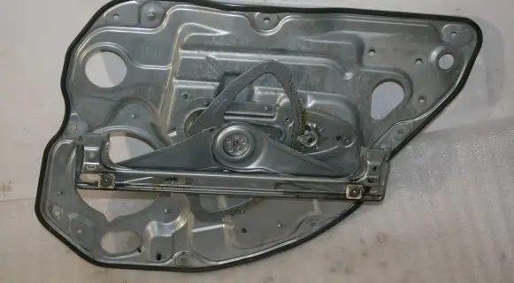 Volvo S80 Sliding door window regulator with motor 983041102