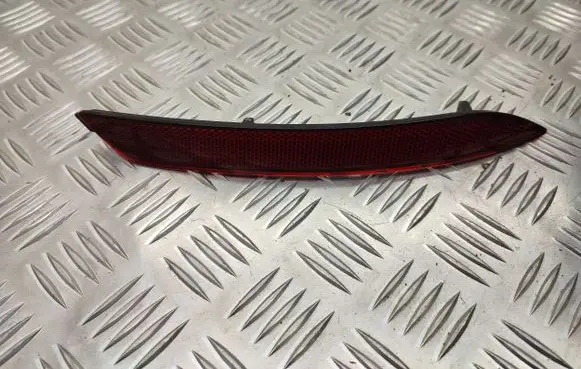 Rear tail light reflector