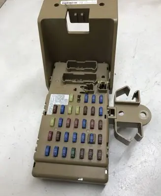 Subaru Outback Fuse module