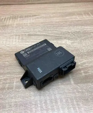 Audi A6 S6 C6 4F Gateway control module 4F0907468M 4F0907468F