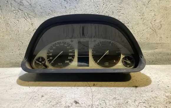 Mercedes-Benz A W169 Speedometer (instrument cluster) A1695408611 A1694402411 0263643396