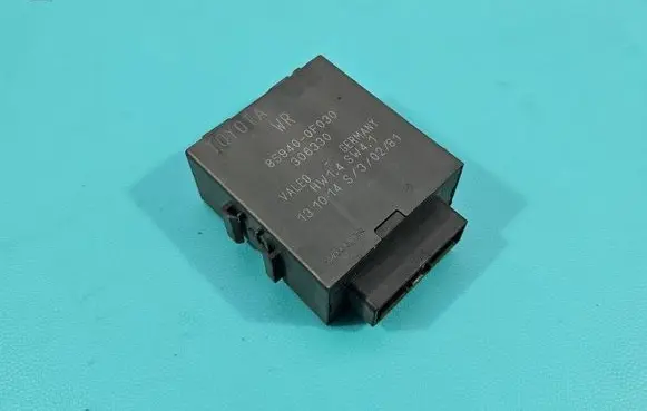 Toyota Verso Central body control module 859400F030 IMPRK1569814