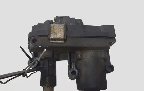 Opel Insignia A Intake manifold valve actuator/motor TMS2