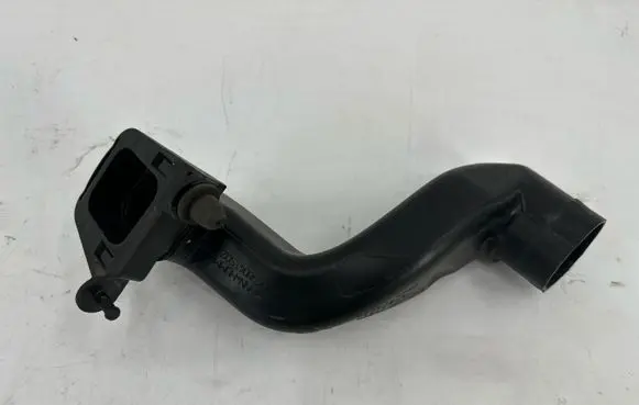 Volvo V40 Air intake duct part 31319359
