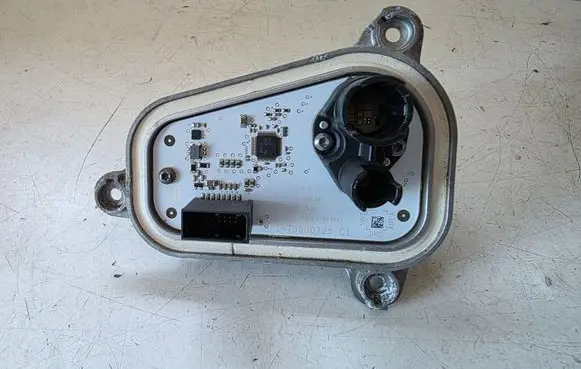 Audi e-tron LED ballast control module 0W2C0E0A