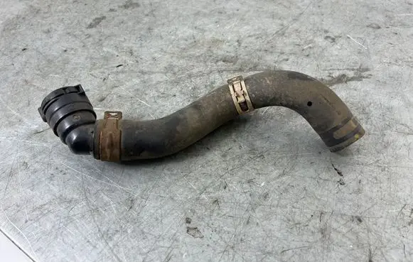 Honda CR-V Engine coolant pipe/hose
