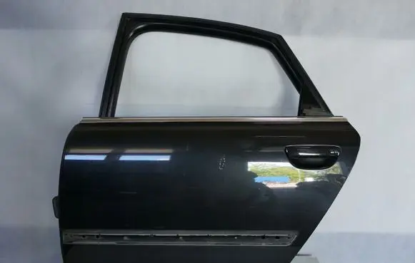 Audi A8 S8 D3 4E Rear door 4E0833419F