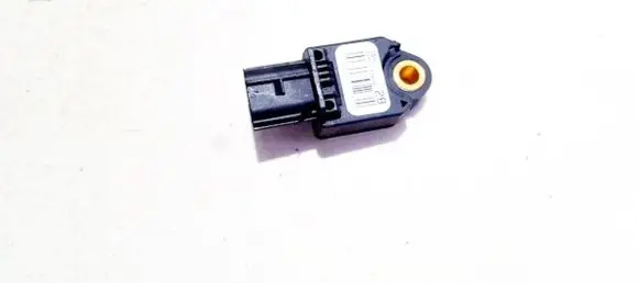 Toyota Auris 150 Airbag deployment crash/impact sensor 8983102080 0608419653