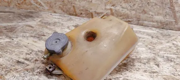 Mercedes-Benz 380 560SEC C126 Coolant expansion tank/reservoir 1265000349