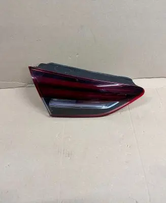 Opel Insignia B Tailgate rear/tail lights 39108789