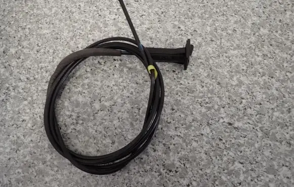 Hyundai i30 Fuel tank cap trim 