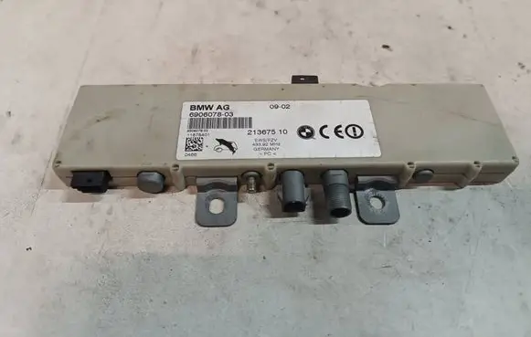 BMW 5 E39 Aerial antenna amplifier 6906078