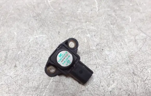 Mercedes-Benz C W204 Air pressure sensor A0071539728 0261230190