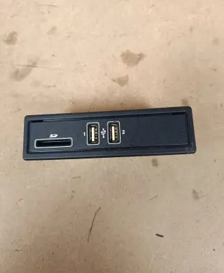 Mercedes-Benz GLC X253 C253 USB socket connector A2058200226