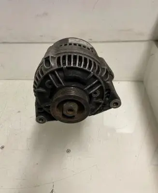 Audi A6 S6 C5 4B Generator/alternator 059903015