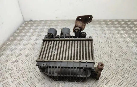Toyota Avensis T250 Intercooler radiator 873067D