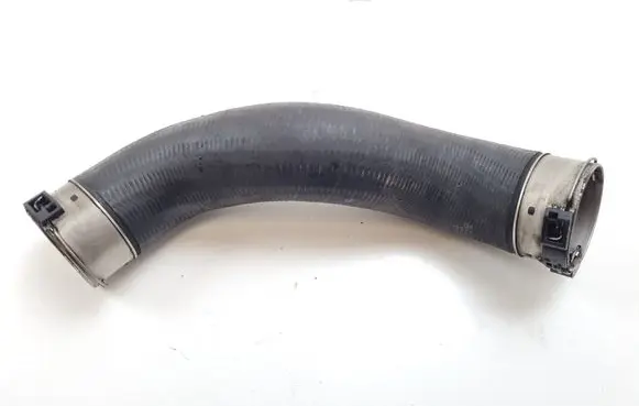 Intercooler hose/pipe
