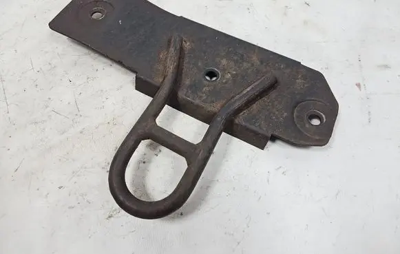 Ford Explorer Towing hook eye