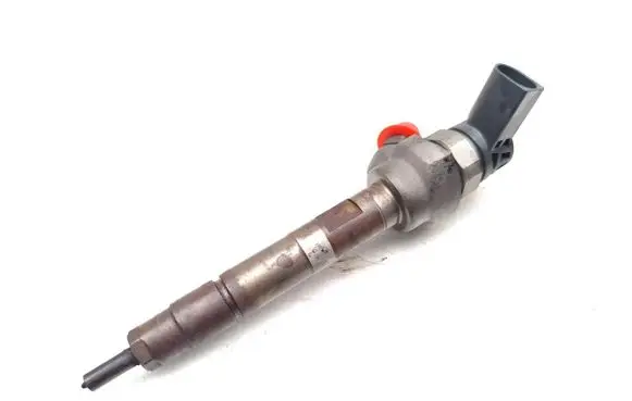 BMW 3 E90 E91 Fuel injector 7810702 0445110382