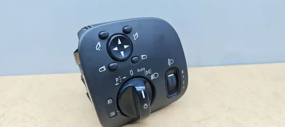Mercedes-Benz CLK A209 C209 Light switch A2035450404