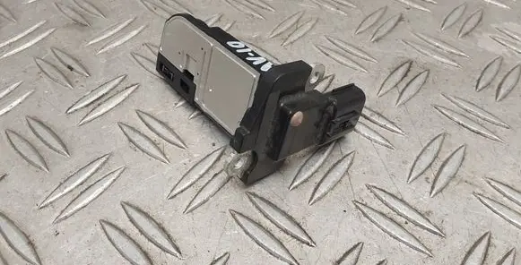 Toyota Avensis T270 Mass air flow meter 