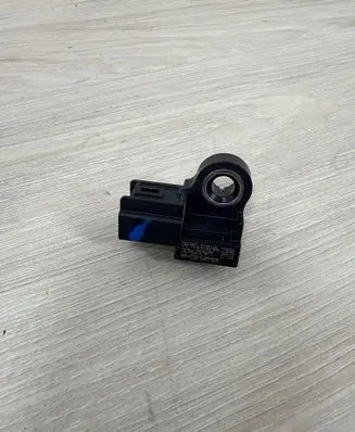 Citroen C4 Grand Picasso Airbag deployment crash/impact sensor 9800395680