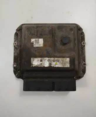 Opel Zafira B Engine control unit/module 55590118 275800-8168