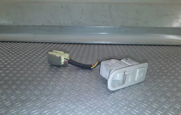 Hyundai Sonata Tailgate opening switch 935553K000