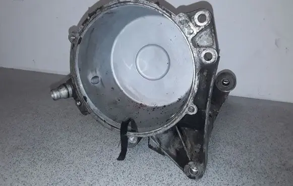 BMW 7 E65 E66 Generator/alternator bracket 12317508607