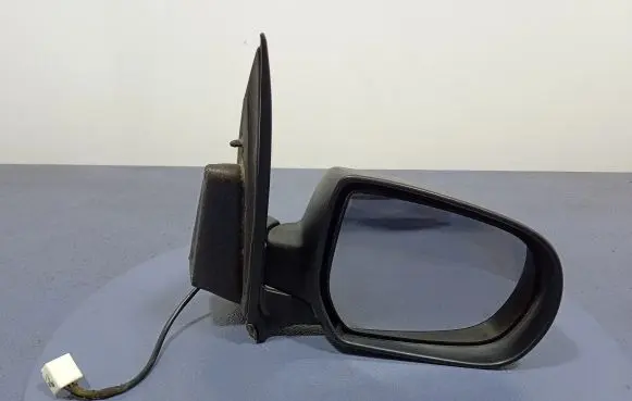 Mazda Tribute Front door electric wing mirror