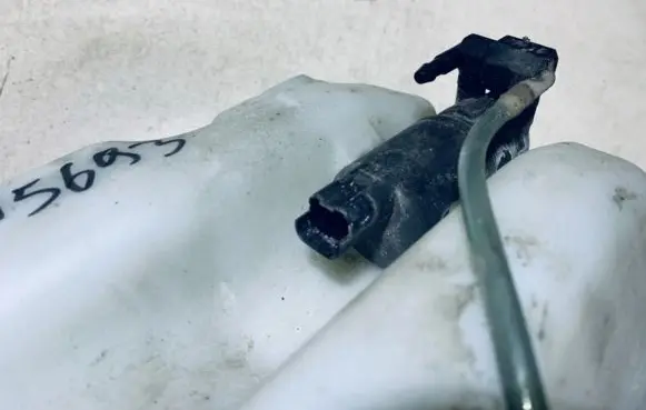 Renault Scenic II - Grand scenic II Windscreen/windshield washer pump 720299 2800e27