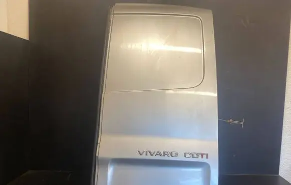 Opel Vivaro Back/rear loading door 