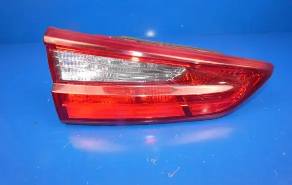 KIA Optima Tailgate rear/tail lights 