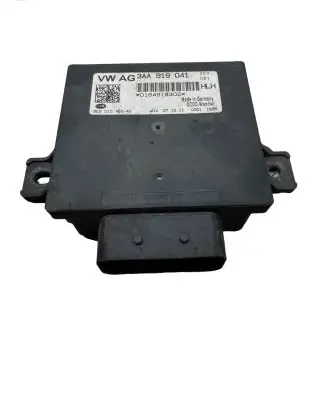 Volkswagen PASSAT B7 Power management control unit 3AA919041