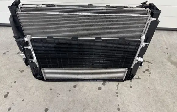 BMW X1 U11 Radiator set 9846923 9846851 9846884