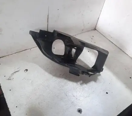Audi Q7 4L Headlight/headlamp mounting bracket 