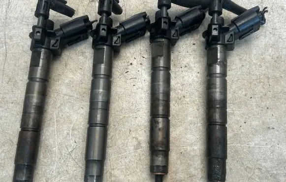 BMW 1 E81 E87 Fuel injectors set 0445116001