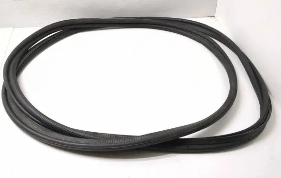 Citroen Berlingo Trunk rubber seal (body) 