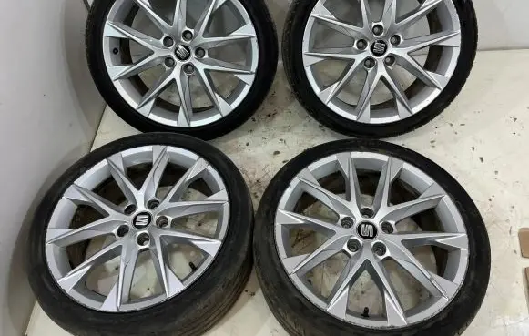 Seat Leon (5F) R18 alloy rim 