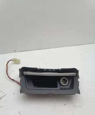 BMW 1 E81 E87 Ashtray (front) 7078571