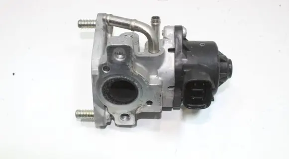 Lexus IS III XE30 EGR valve 2562036040