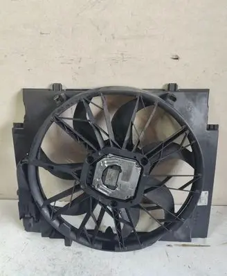 BMW 5 E60 E61 Radiator cooling fan shroud 10213518