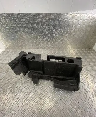 Audi A7 S7 4G Tool box 8E0012109A