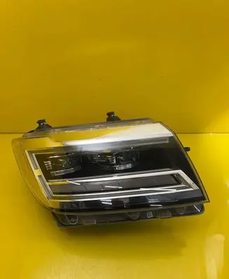 Volkswagen Crafter Headlight/headlamp 7C1941036C