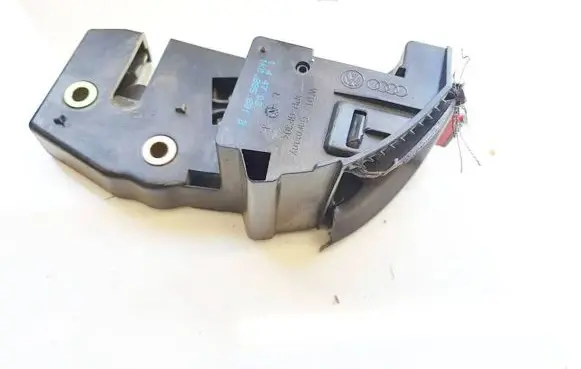 Volkswagen Golf V Seat back rest lock catch 1k0885681b 213703