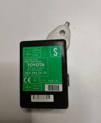 Toyota RAV 4 (XA30) Door control unit/module 8974042020 2395D505219 61B239000