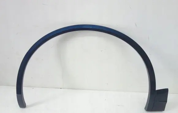 Volkswagen Touareg III Front arch trim 760853717A