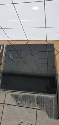 Hyundai Terracan Rear door window glass